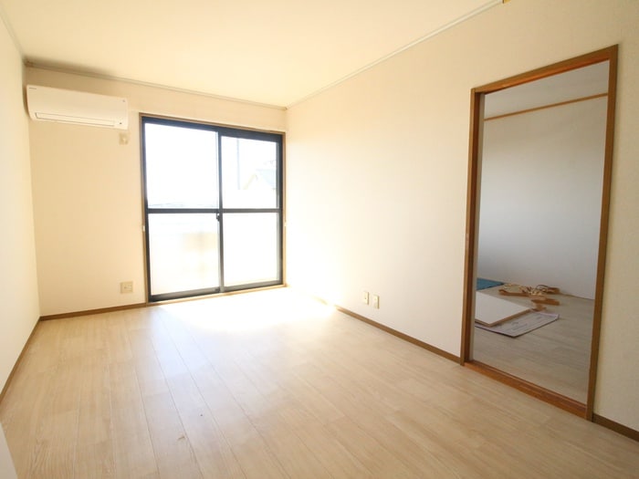 居室 サンモ－ル