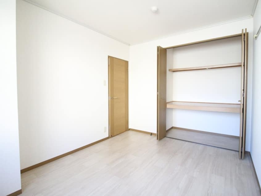 居室 サンモ－ル