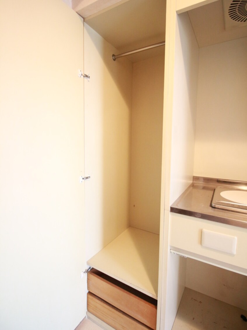 収納 第二　エステート・オギモト