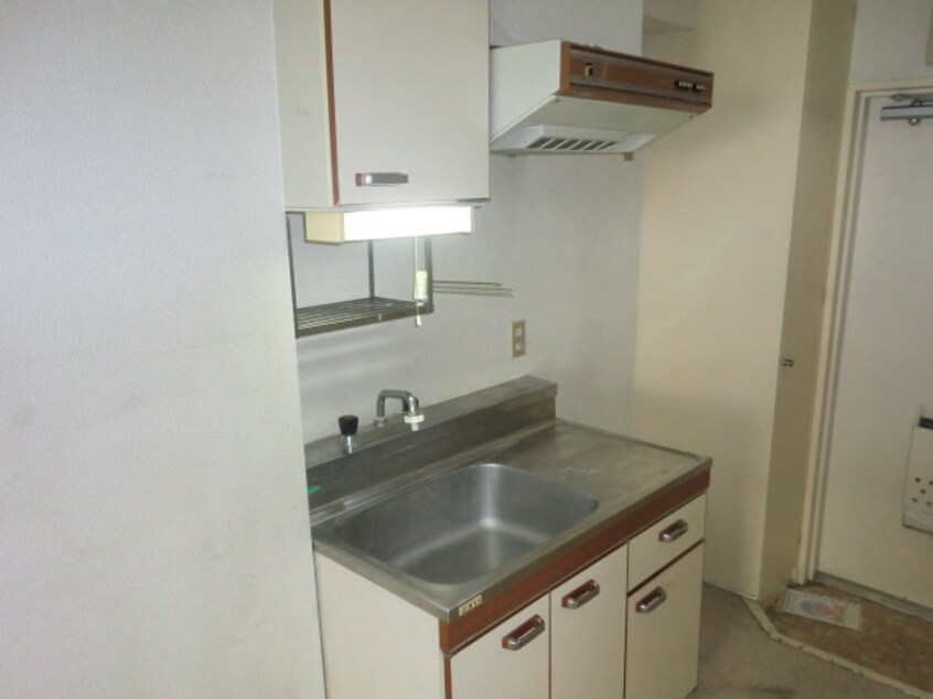 キッチン カルム本郷(505)