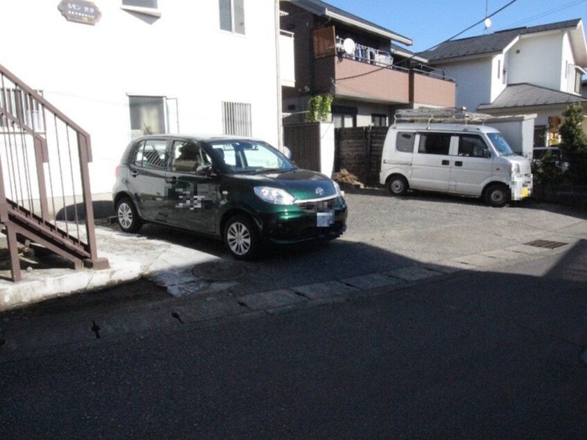 駐車場 ルモン渋沢