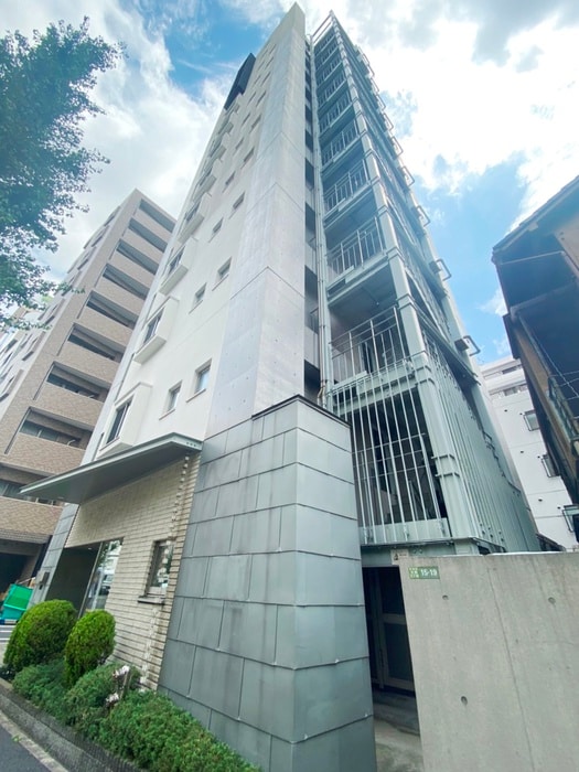 エントランス部分 ＶＩＶＲＥ本郷