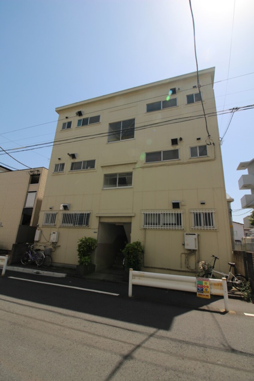 外観写真 ツルヤマンション（３０２）