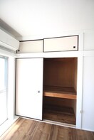 収納 ツルヤマンション（３０２）