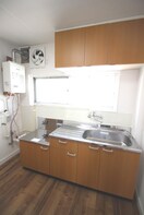 キッチン ツルヤマンション（３０２）
