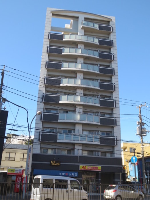 エントランス部分 Ｍ．Ｆ．Ｃ．