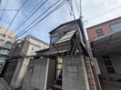 鶴岡荘の外観