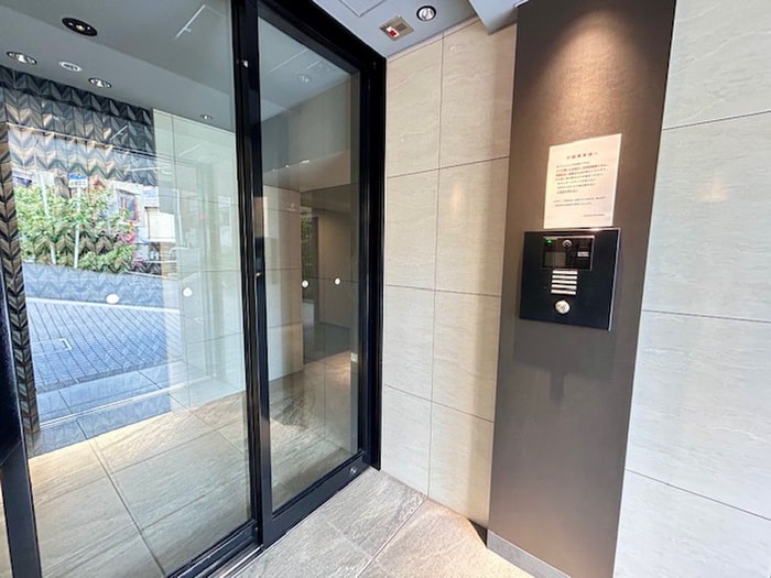 エントランス部分 S-RESIDENCE妙蓮寺