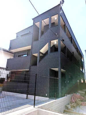 メゾンアレンヌ越谷