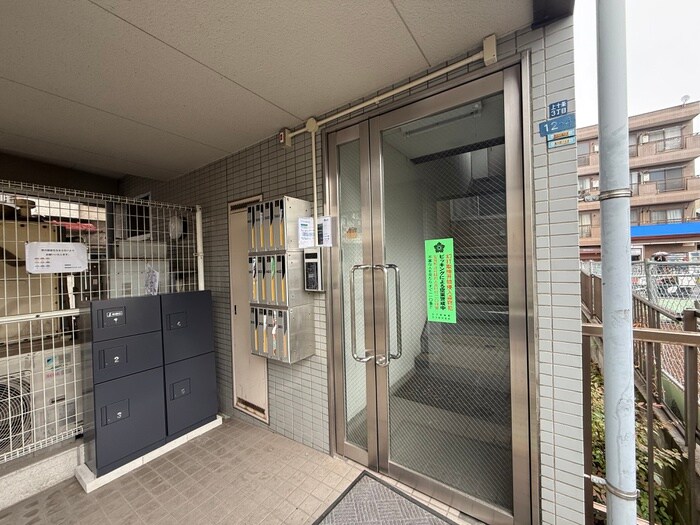 エントランス部分 エムハイツ