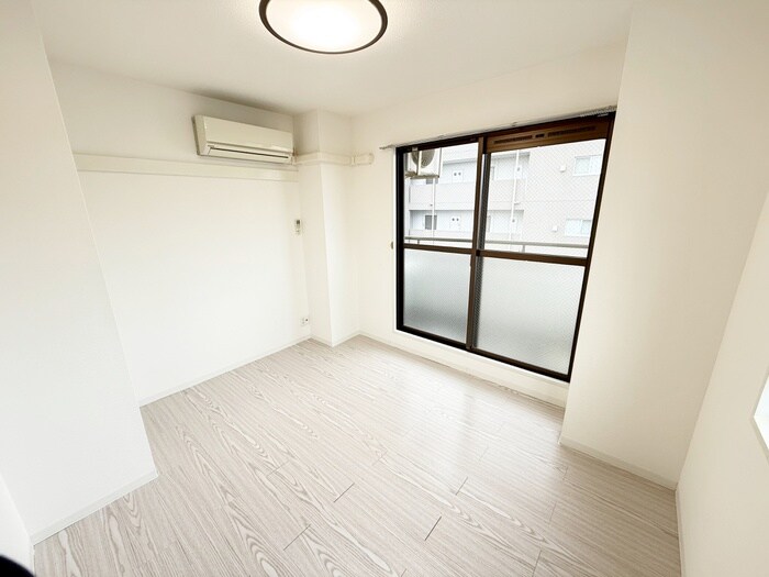 居室 エムハイツ