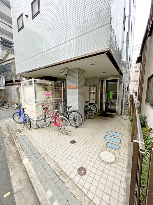 エントランス部分 エムハイツ