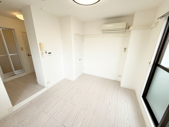 居室 エムハイツ