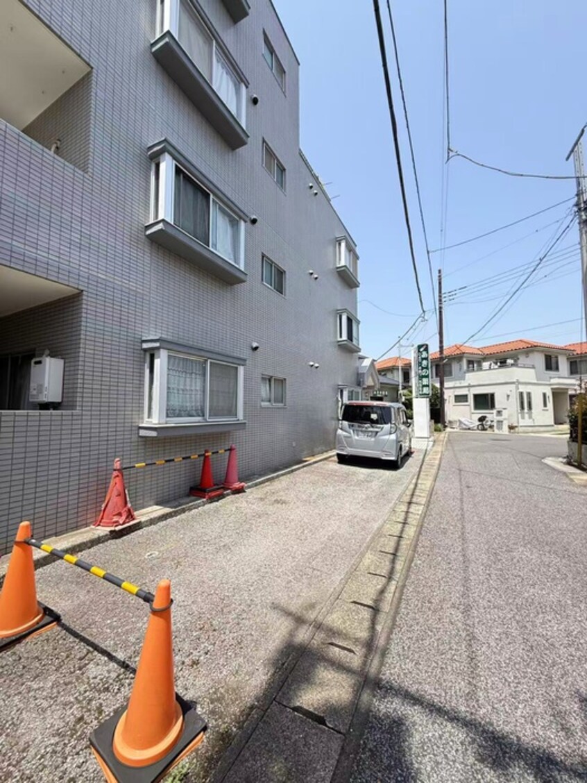 駐車場 中臺ビル