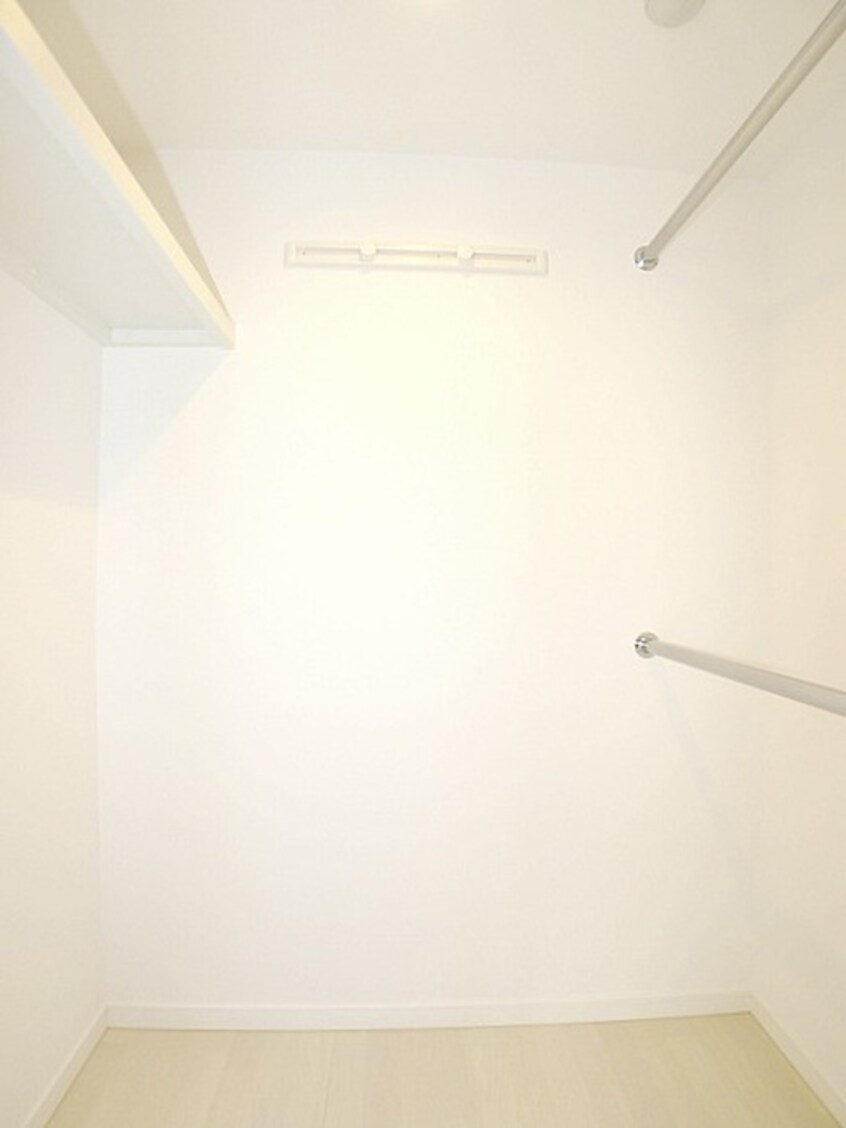 収納 ＬＵＭＩＥＲＥ