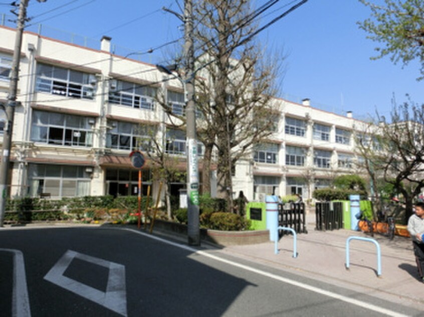 練馬区立大泉第三小学校(小学校)まで650m 大泉学園グリーンコーポ