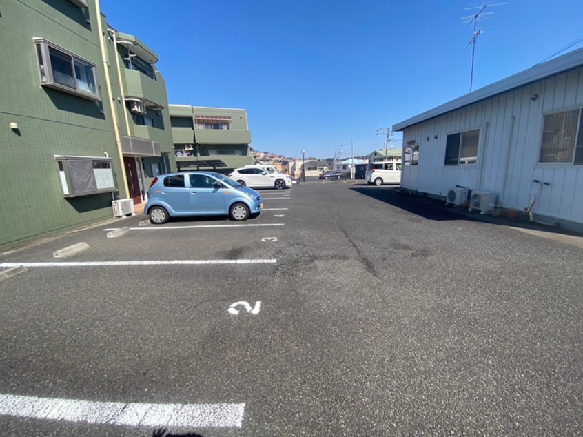 駐車場 メゾンドクラ