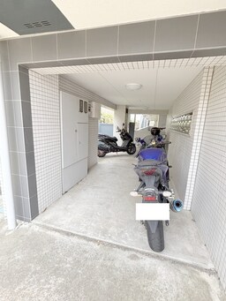 バイク置き場