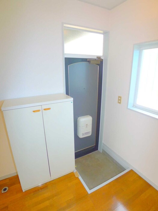 玄関 第二石井コ－ポ