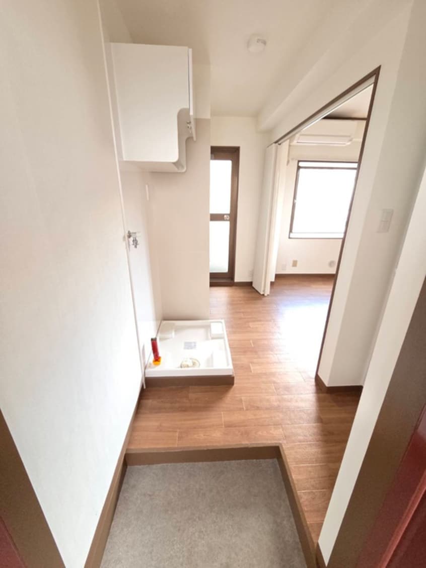 玄関 カ－サ・トミ－