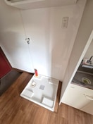 洗濯機置場 カ－サ・トミ－