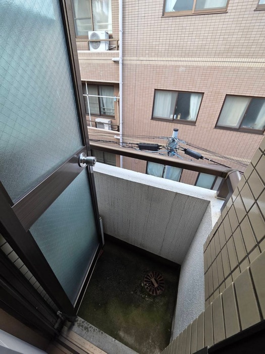 ベランダ・バルコニー カ－サ・トミ－