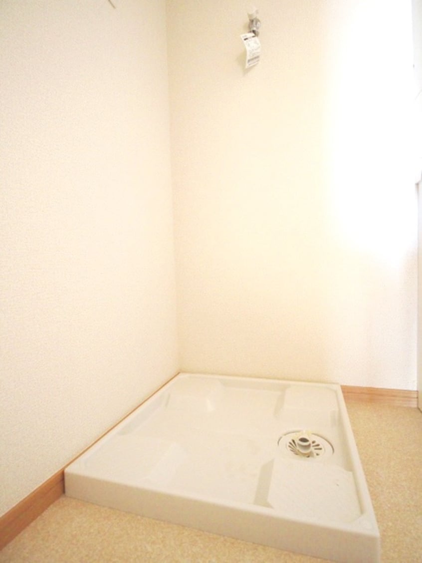 洗濯機置場 アムールＥＡＳＴ