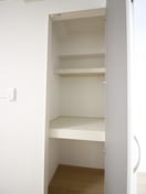 収納 早苗エステ－トビル