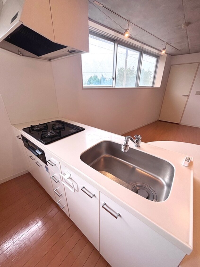 キッチン ＮＥＯ　ＦＬＡＴ