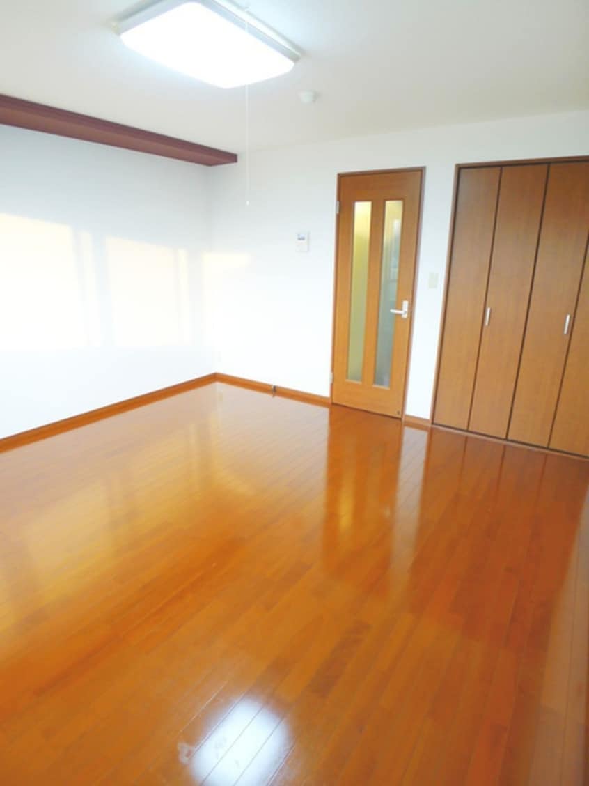 居室 リバ－サイドマンション１０