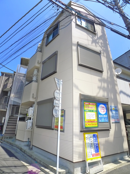 大石ハイツの外観