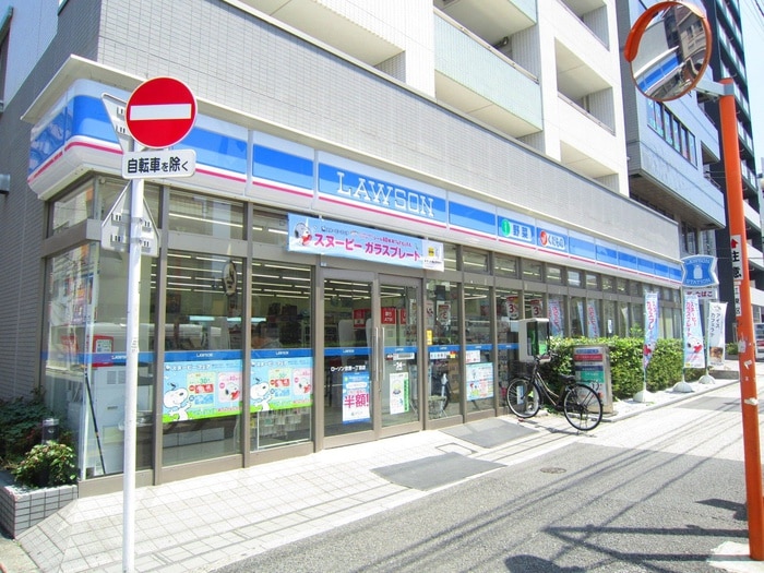 ローソン住吉1丁目店(コンビニ)まで82m インペリアルケーズヴィラ