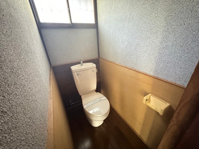 トイレ 関口荘
