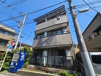 ドゥ・ファミーユ