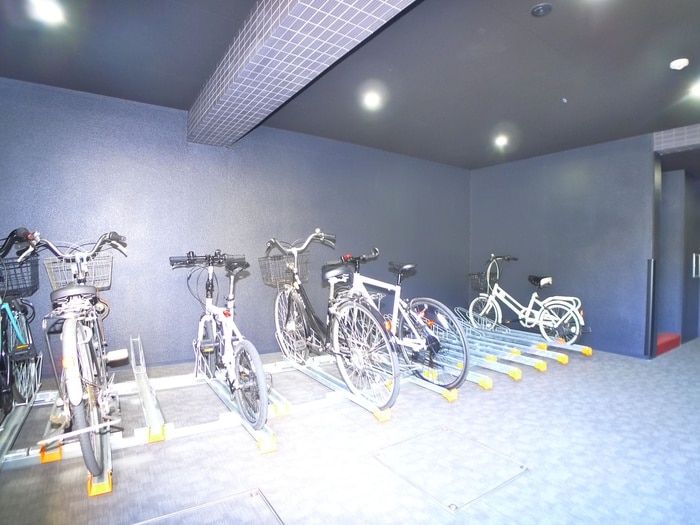 駐輪場 ロアール東向島