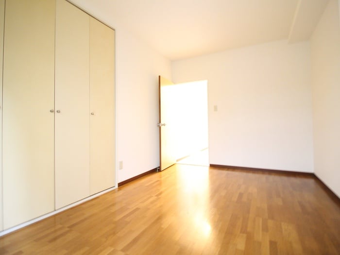 居室 サングリ－ン南