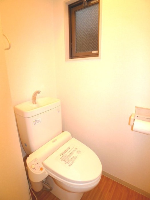 トイレ メゾン・セシリア