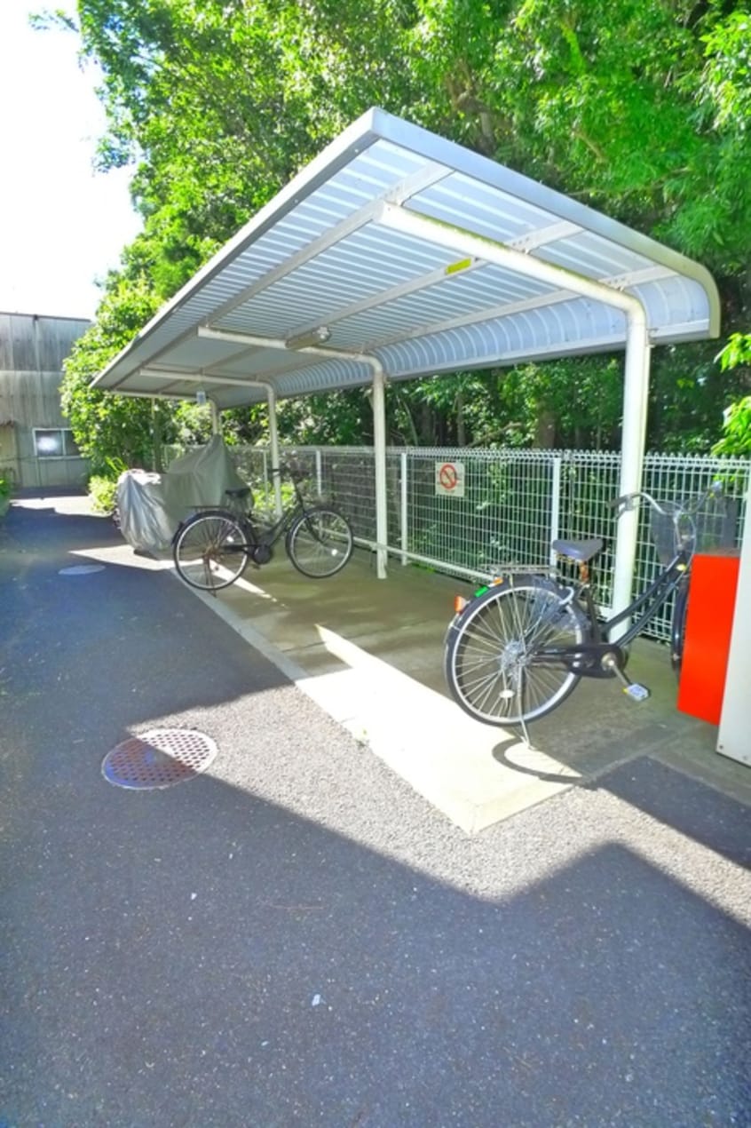 駐輪場 エムティーパイン