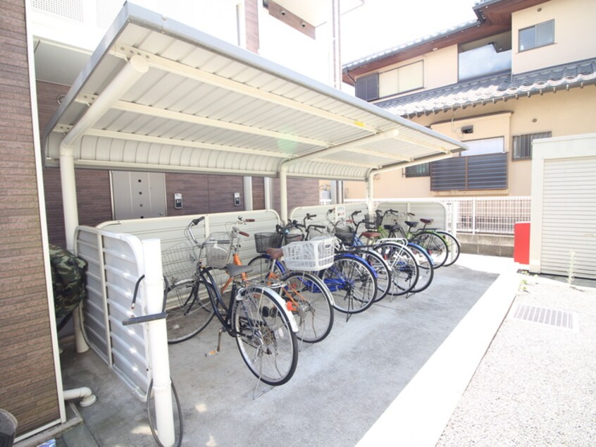 駐輪場 ブリッサⅠ