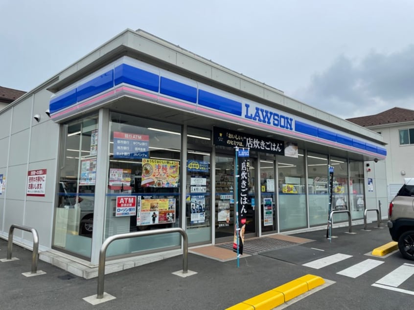ローソン　レイクタウン7丁目店(コンビニ)まで700m シャルム