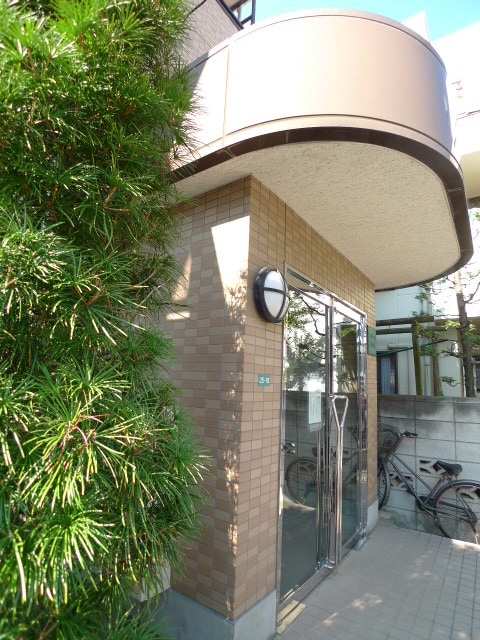 エントランス部分 エリート領家