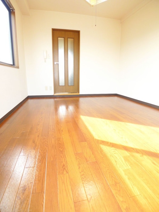 居室 エリート領家