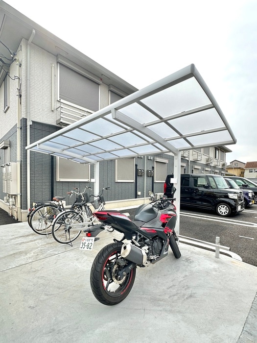 駐輪場 プティ　モンターニュ