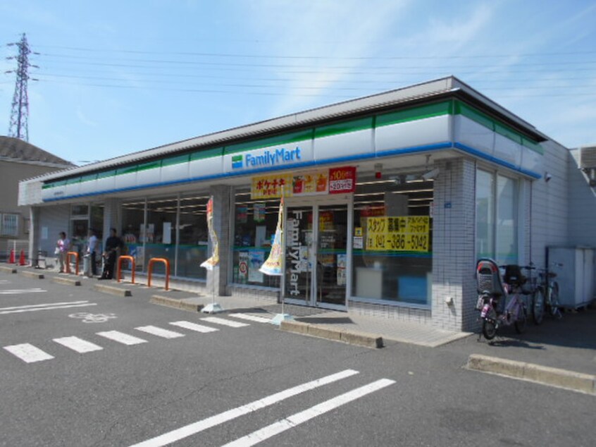 ファミリーマート小金井浅間山通り店(コンビニ)まで400m 浅間ハイツ