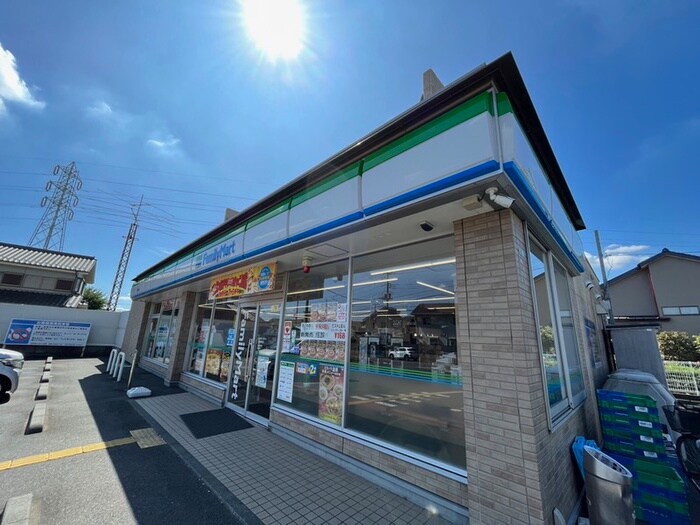 ファミリーマート入間東町店(コンビニ)まで550m 入間東町団地9号棟(501)