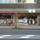 セブンイレブン相模大野駅南店(コンビニ)まで140m Cornejo