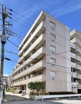 岡部ドエル参番館