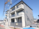 レヴィラージュ