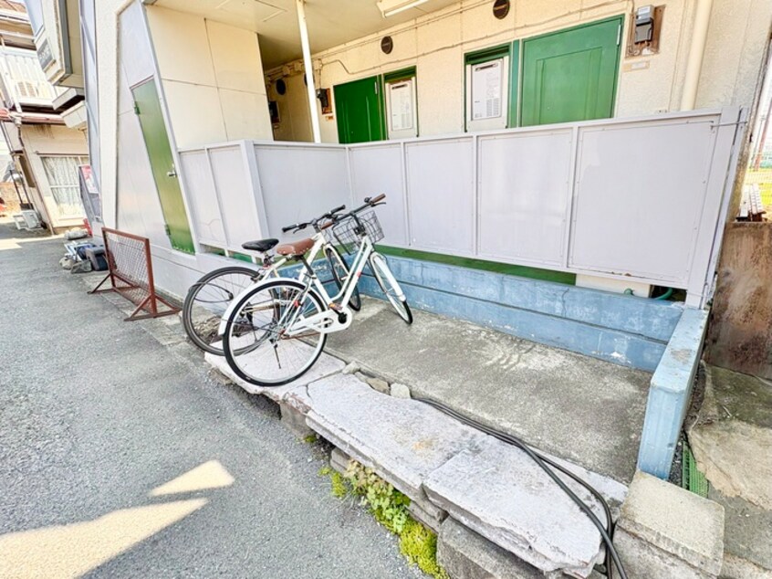 駐輪場 グランドハイツ神沢