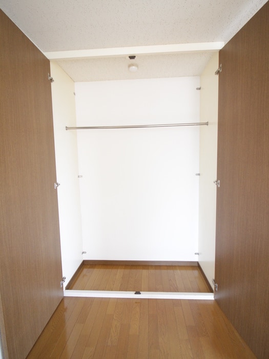 収納 アム－ルグランシャリオ